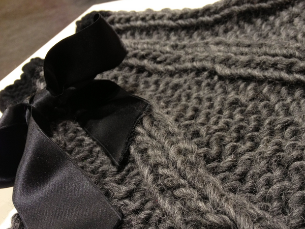 Mini cape grey/black