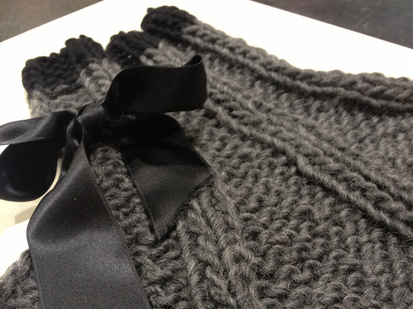 Mini cape grey/black